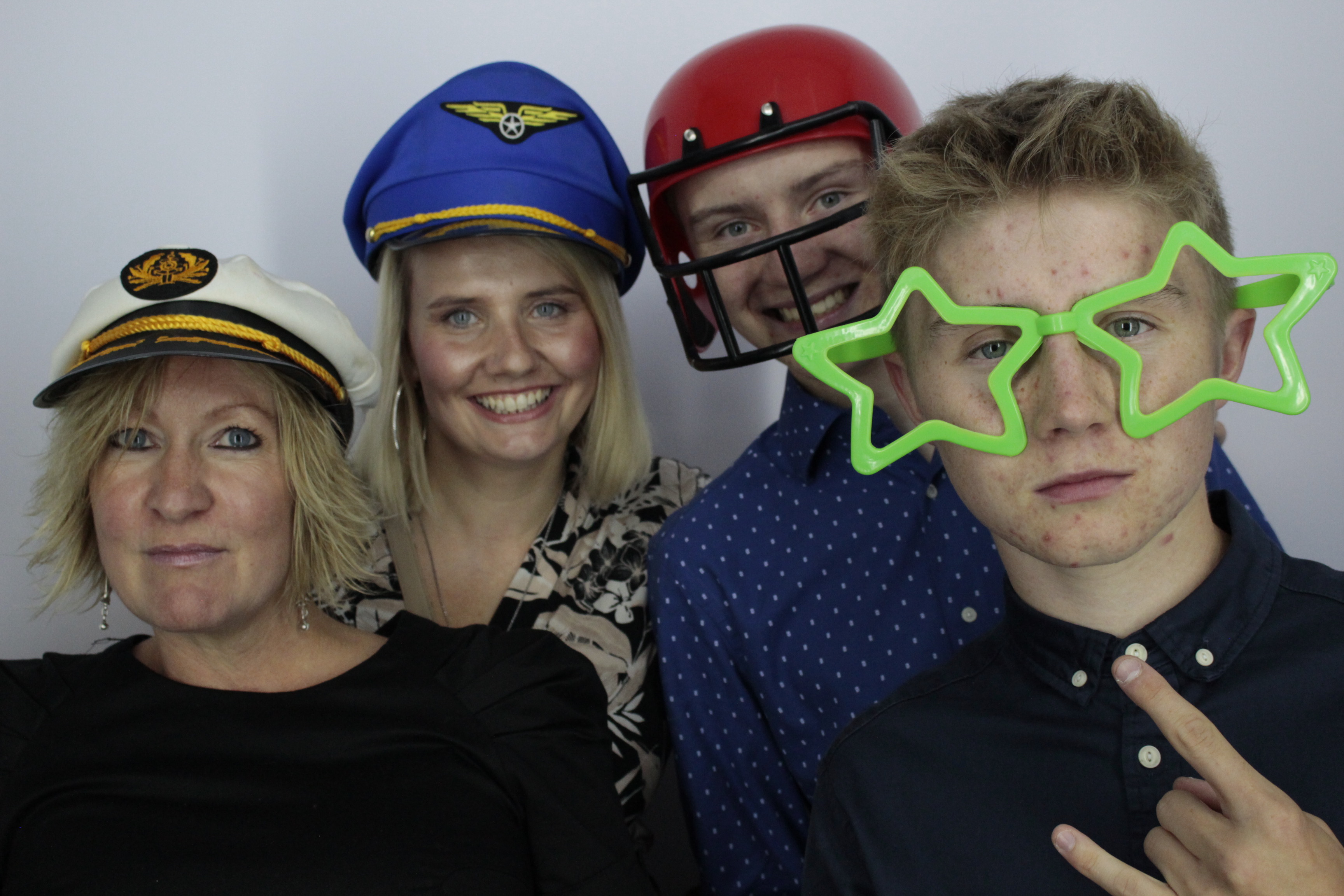 Eleanor's 50th Birthday | View more photos from the event at gallery.myphotoboothexperience.co.uk/u/MyPhotoBoothExperienceLtd/Eleanors-50th-Birthday